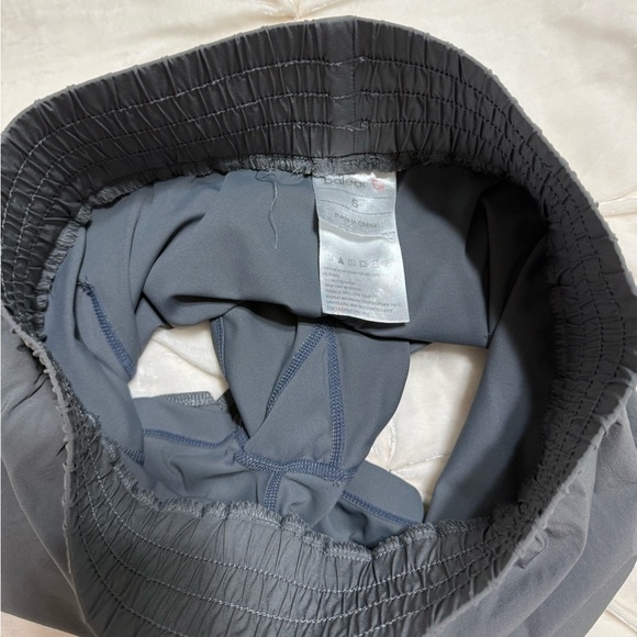 Baleaf running 2-1 short size S - Picture 5 of 7